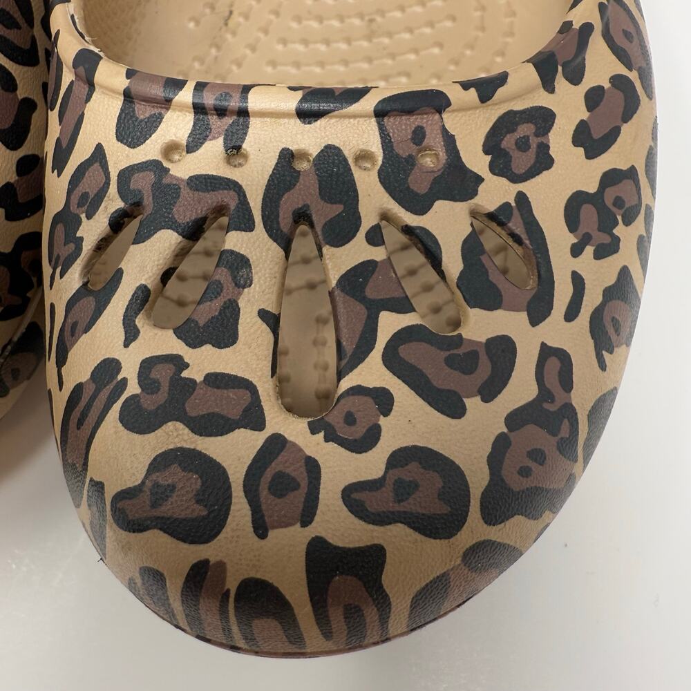 Crocs Ballet Flats Womens 6 Kadee Leopard Print Lightweight Slingback Shoes - Picture 8 of 11